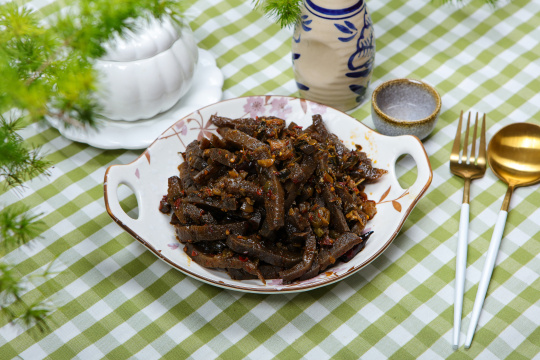 酸菜炒魔芋豆腐