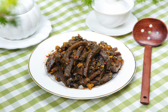 酸菜炒魔芋豆腐