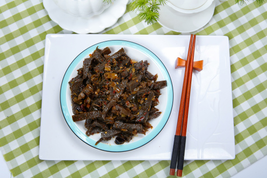 酸菜炒魔芋豆腐