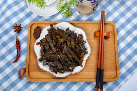 酸菜炒魔芋豆腐