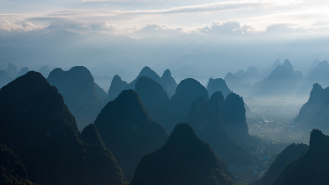 广西桂林山水水墨画