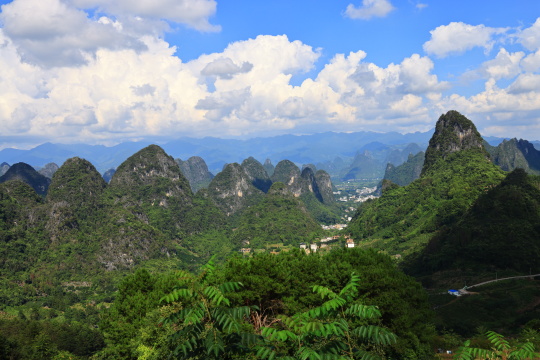 广西桂林山水 蓝天白云 美丽中国