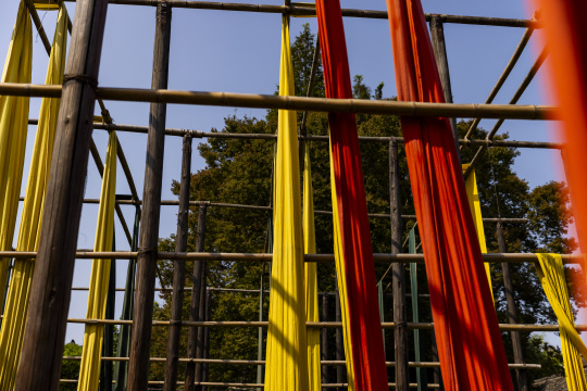 江南古镇乌镇草木本色染坊