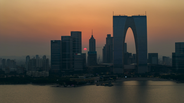 苏州东方之门日落晚霞航拍