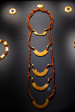 南京博物院藏文物玉器