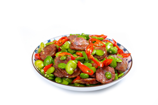 蚕豆米炒腊肠