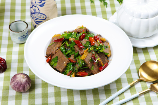凉拌牛肉