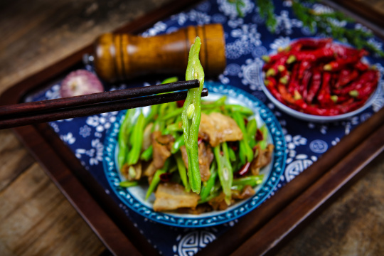 五花肉炒四季豆