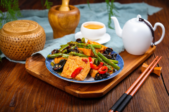 木耳芦笋炒豆腐
