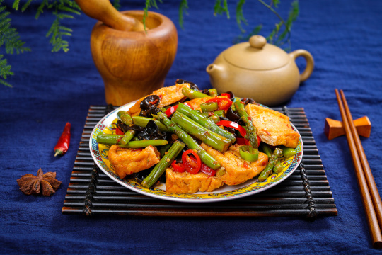 木耳芦笋炒豆腐