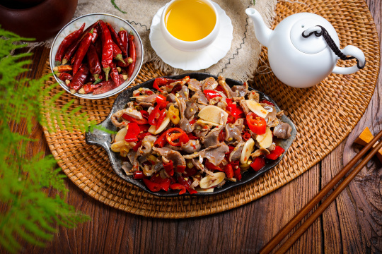泡椒炒鸡胗