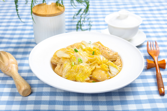 油豆腐炖白菜