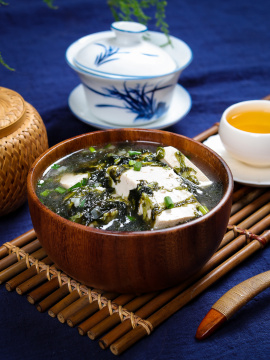 紫菜豆腐汤
