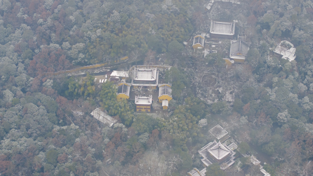 航拍杭州永福寺雪景