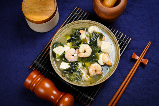 虾仁海带豆腐汤
