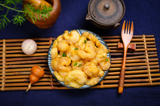 酥炸虾仁
