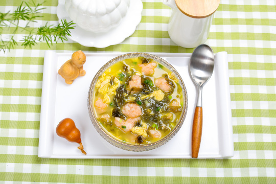 虾滑鸡蛋紫菜汤