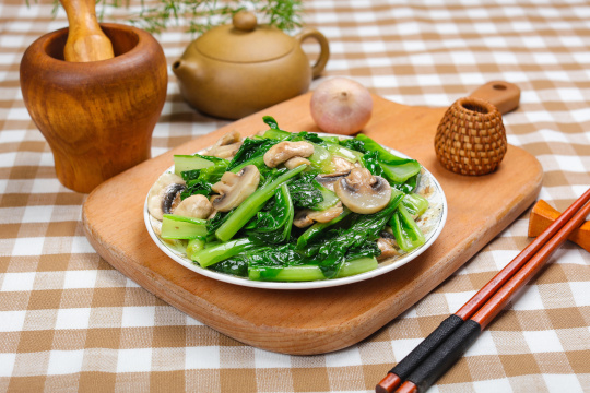小白菜炒口蘑