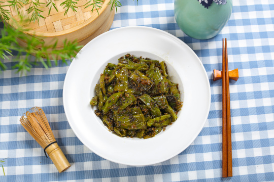 咸菜炒青椒