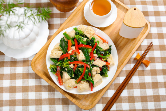 菜心炒冻豆腐