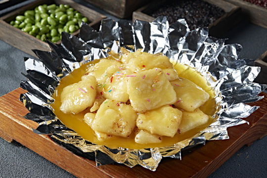 锡纸铁板沙棘汁烤油炸奶豆腐