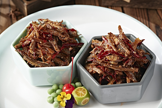 精品小凉菜辣味香酥小银鱼