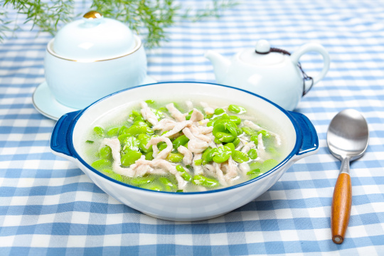 肉丝蚕豆米汤