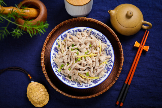 生姜丝蒸里脊丝