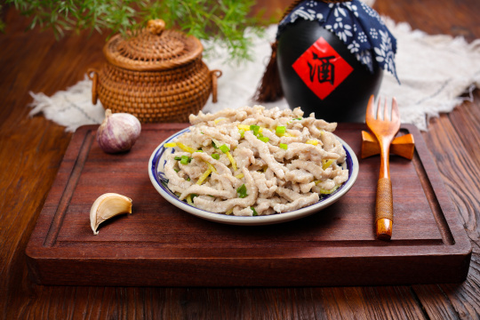 生姜丝蒸里脊丝