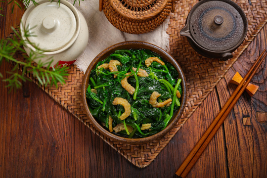 虾米炒菠菜