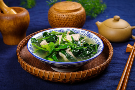 菠菜肉片汤