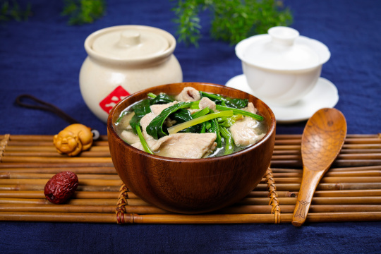 菠菜肉片汤