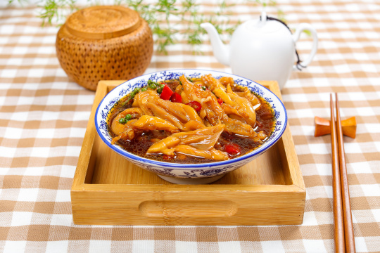 藤椒酸辣无骨鸭脚