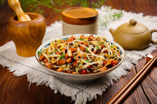 花生米拌豆芽
