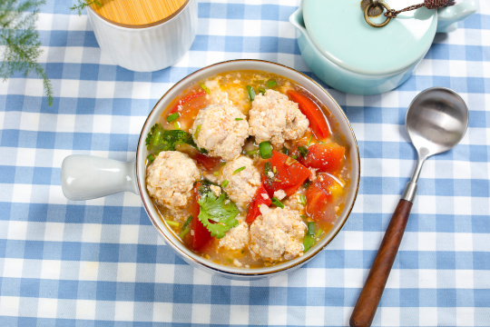 番茄豆腐丸子汤