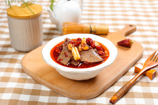 凉拌红油牛肉