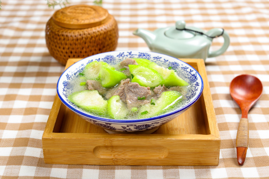 牛肉丝瓜汤