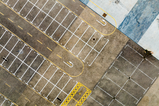 深圳大鹏杨梅坑浪骑游艇会停泊的帆船