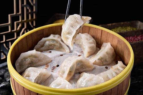 港式冰皮水晶什锦蒸饺