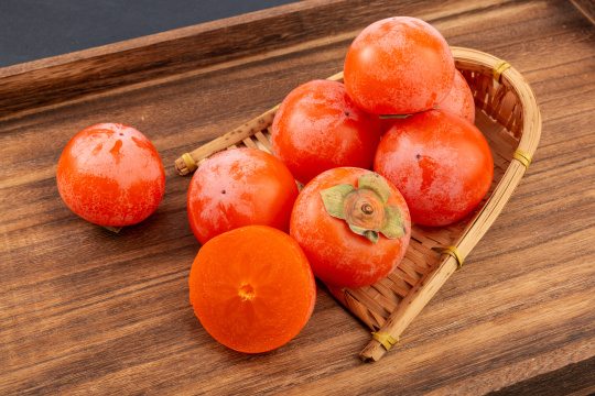 霜打无核灯笼柿子