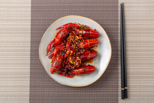 一小份麻辣小龙虾