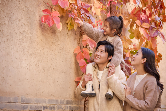 快乐一家人外出游玩