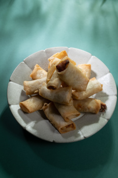 美味的小吃炸春卷