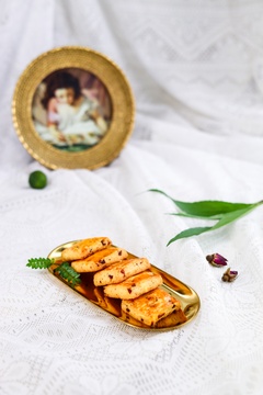 精致茶点与复古时光