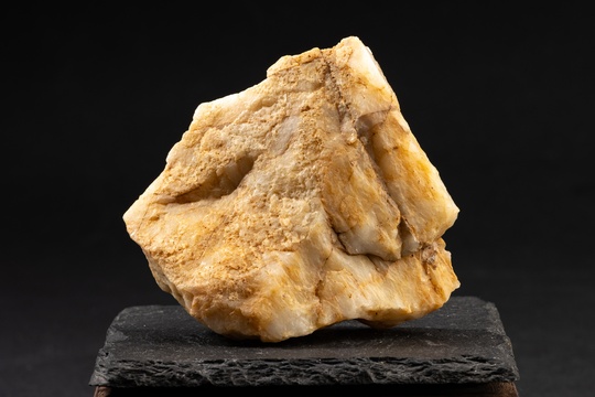 天然黄色矿石原石标本