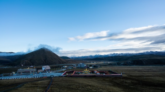 川西甘孜州塔公日出云海光影 422/10bit延时视频